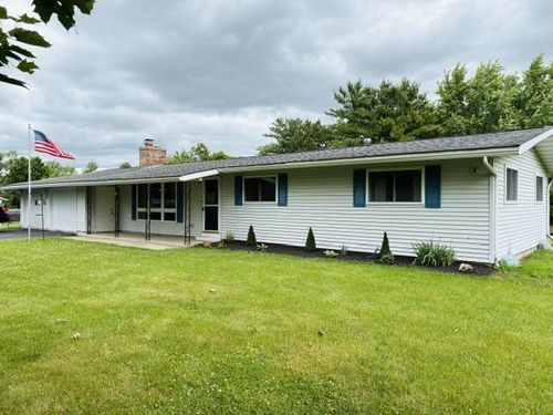 N6304 Hillcrest Rd, PARDEEVILLE, WI, 53954-9575 | Card Image