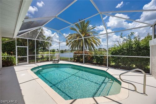 a104-2032 Crestview Way, NAPLES, FL, 34119-3306 | Card Image