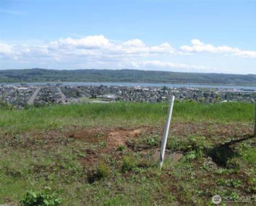 1827 Sam Benn Ln, Aberdeen, WA, 98520-1032 | Card Image