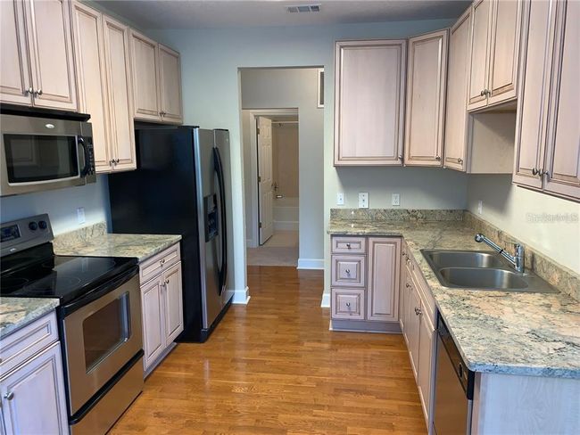 UNIT-201 - 4715 91 St Dr, Condo with 3 bedrooms, 2 bathrooms and null parking in GAINESVILLE FL | Image 12