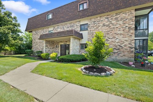 a-11137 East Rd, Palos Hills, IL, 60465-2143 | Card Image
