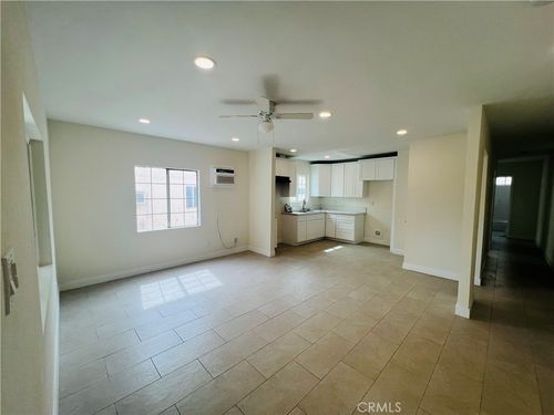 231 Harps St, San Fernando, CA, 91340-2807 | Card Image