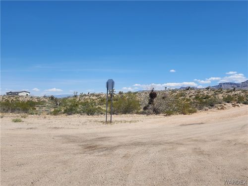 30784 N Escalante Boulevard, Meadview, AZ, 86444 | Card Image