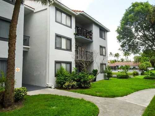 713-9122 W Atlantic Blvd, Coral Springs, FL, 33071-5242 | Card Image