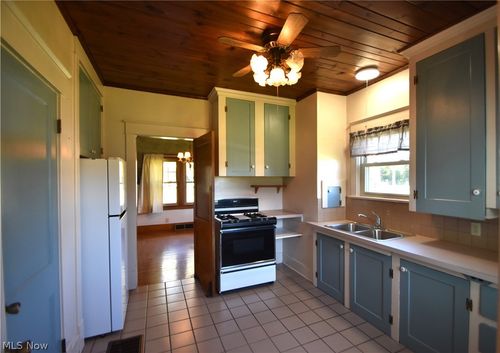 774 N Main Street, Poland, OH, 44514 | Card Image