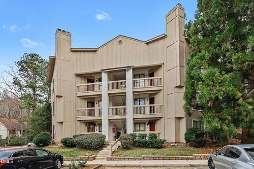 132 New Kent Pl, Cary, NC, 27511-4556 | Card Image