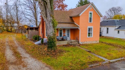 1558 Webster St, Wabash, IN, 46992-3533 | Card Image