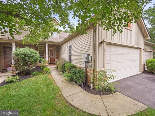 947 Quail Run Drive Drive, WAYNESBORO, PA, 17268 | Card Image