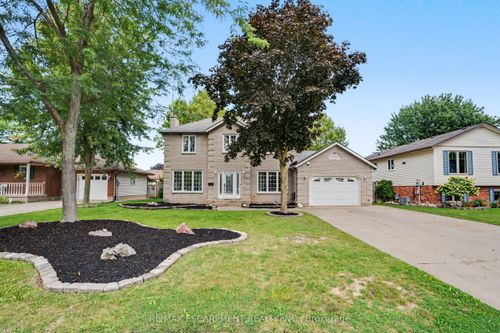 21 Farewell Cres, Smithville, ON, L0R2A0 | Card Image