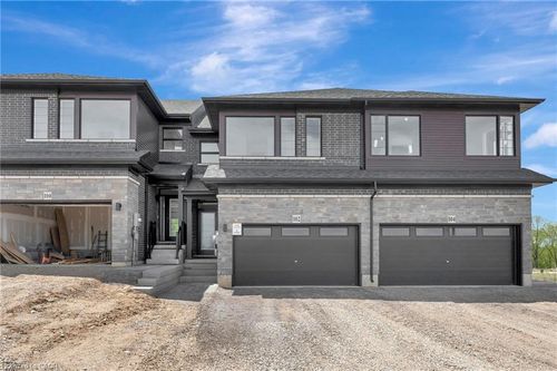 102 Gort Ave, Paris, ON, N3L | Card Image