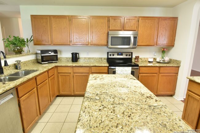 11323 Newkirk, House other with 4 bedrooms, 3 bathrooms and null parking in Helotes TX | Image 18