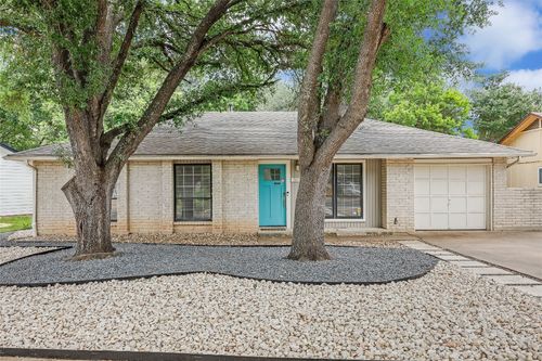307 Thistlewood Dr, Austin, TX, 78745-2248 | Card Image