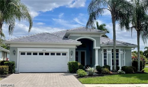 4908 Sedgewood Ln, NAPLES, FL, 34112-7930 | Card Image