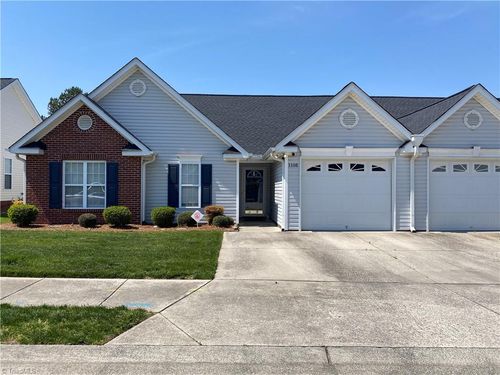 1108 Quaker Ridge Dr, Kernersville, NC, 27284-3448 | Card Image