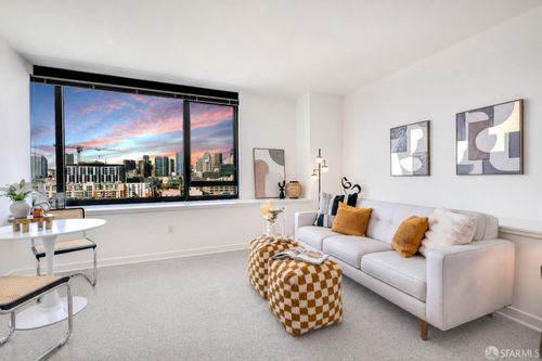 1004-250 King St, San Francisco, CA, 94107-5480 | Card Image
