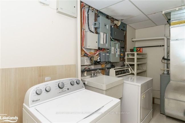 59 Mcdonald St, House other with 3 bedrooms, 2 bathrooms and 4 parking in Bracebridge ON | Image 19