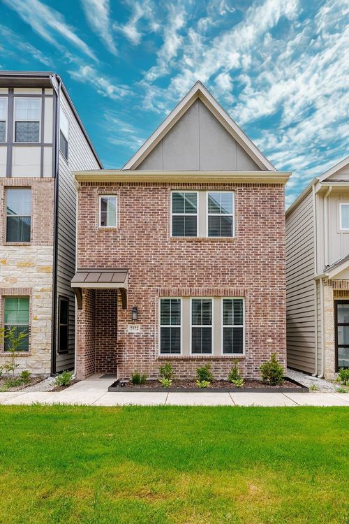 7572 Laburnam Rd, Dallas, TX, 75228-6456 | Card Image