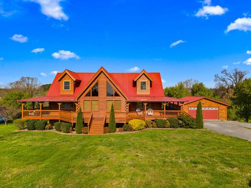 811 Pinnacle Dr, DANDRIDGE, TN, 37725-5979 | Card Image