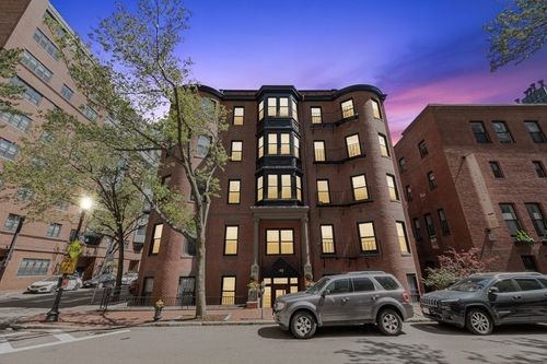 47b-40 Saint Botolph St, Boston, MA, 02116-6440 | Card Image