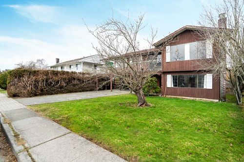 8411 Rideau Dr, Richmond, BC, V7A4M6 | Card Image