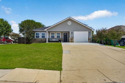 515 Indian Xing, Jourdanton, TX, 78026-4006 | Card Image