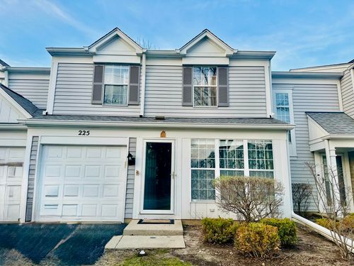 225-225 Port Royal Cir, Aurora, IL, 60504-2051 | Card Image