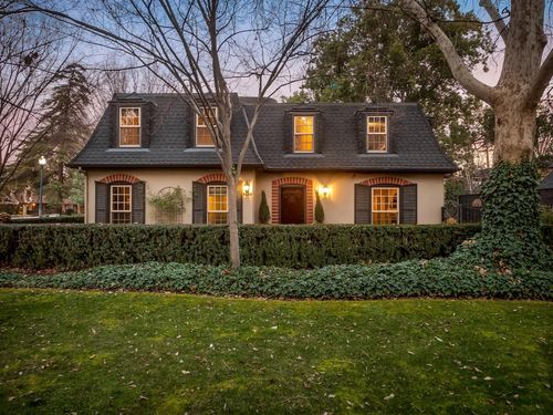 3640 N Van Ness Blvd, Fresno, CA, 93704-4748 | Card Image