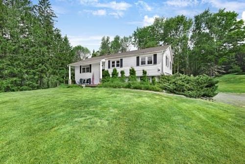 5 Blue Spruce Ln, Monticello, NY, 12701-3662 | Card Image