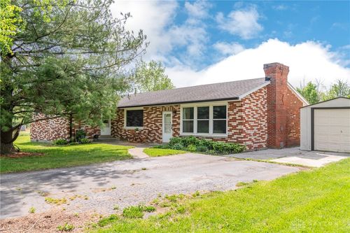 7023 Conservancy Rd, Germantown, OH, 45327-9449 | Card Image