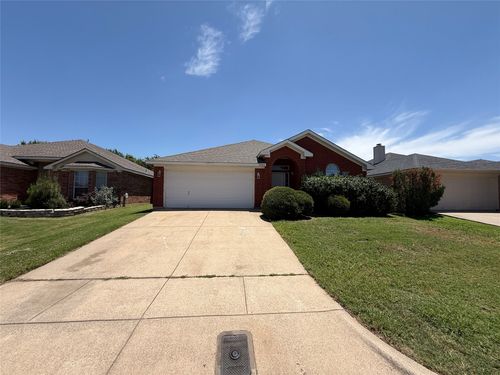 10524 Aransas Drive, Fort Worth, TX, 76131 | Card Image