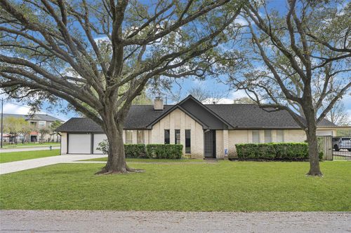 13003 Frank Ln, Stafford, TX, 77477-4511 | Card Image
