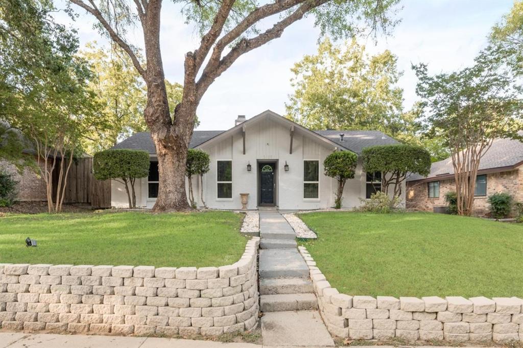 2109 Meredith Lane, For Sale in Richardson Zoocasa