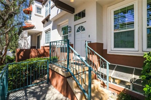 12721 Trent Jones Ln, Tustin, CA, 92782-1128 | Card Image