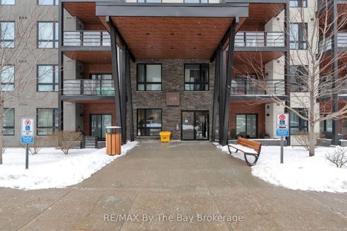 309-300 Essa Rd, Barrie, ON, L9J0B9 | Card Image