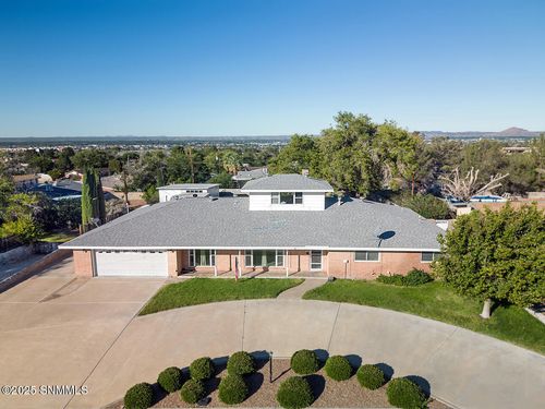 2105 Huntington Dr, Las Cruces, NM, 88011-4933 | Card Image