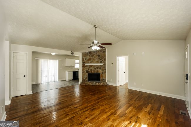 135 Briarcliff Pl, House other with 3 bedrooms, 2 bathrooms and null parking in Stockbridge GA | Image 4