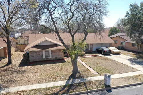 5654 Castle Glade, San Antonio, TX, 78218-2305 | Card Image