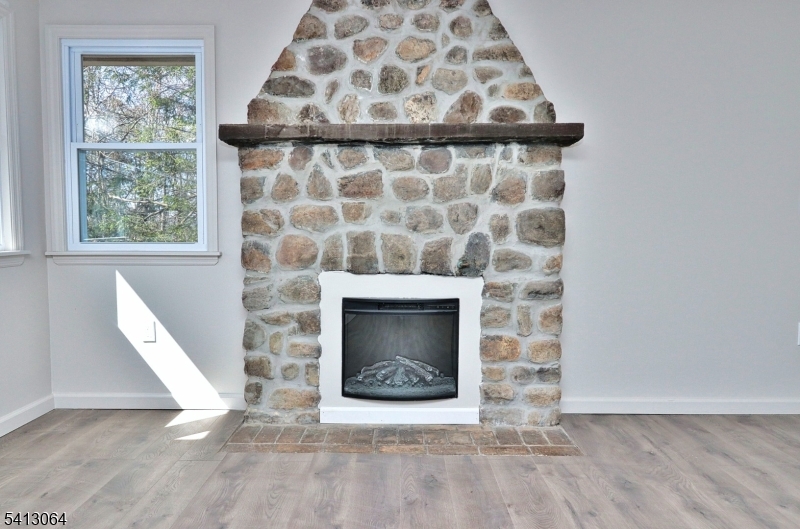 Residential Lease in Jefferson Twp. 4