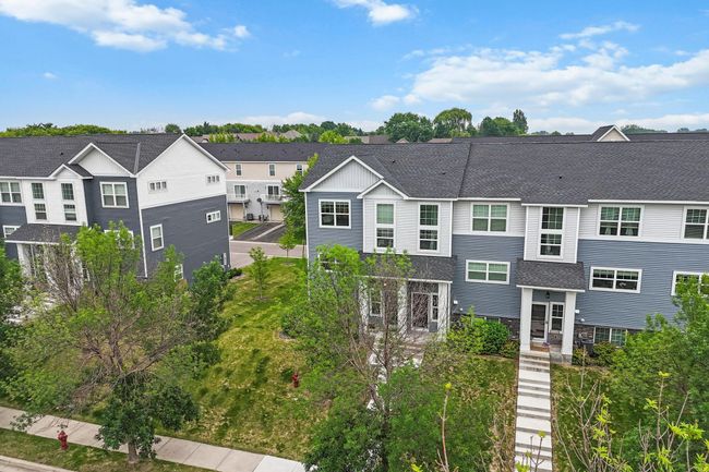 3141 Clover Ridge Dr, Townhouse with 3 bedrooms, 3 bathrooms and null parking in Chaska MN | Image 41