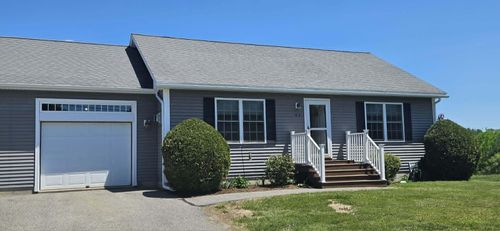 1-93 Streamside Ln, Bangor, ME, 04401-2792 | Card Image