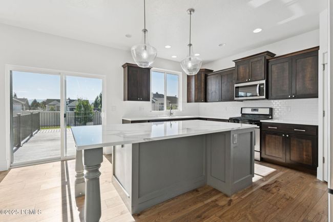 415 E 360, House other with 6 bedrooms, 4 bathrooms and null parking in Midway UT | Image 15