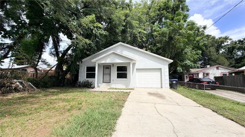 11 E Ella J Gilmore St, APOPKA, FL, 32703-7000 | Card Image