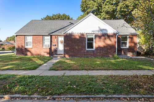 805/807 Michigan Ave Avenue, Sturgis, MI, 49091 | Card Image