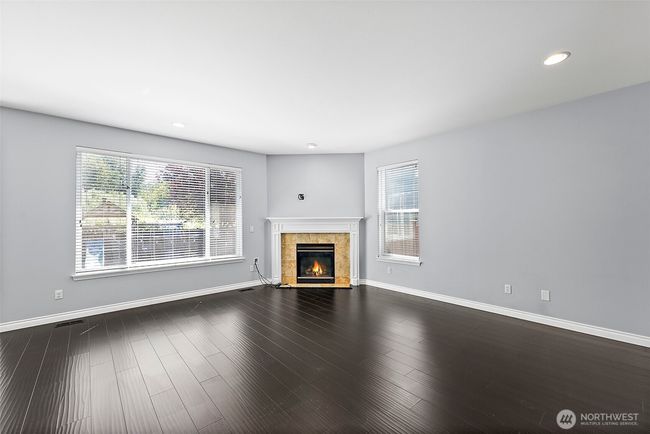Living Room | Image 7