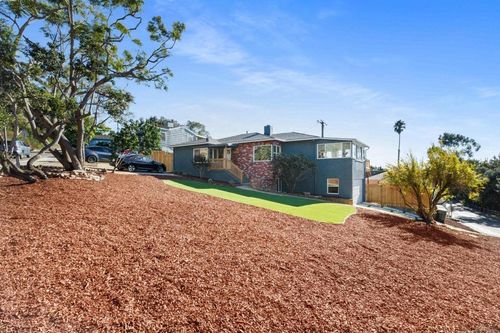 4205 Mason St, San Diego, CA, 92110-2721 | Card Image