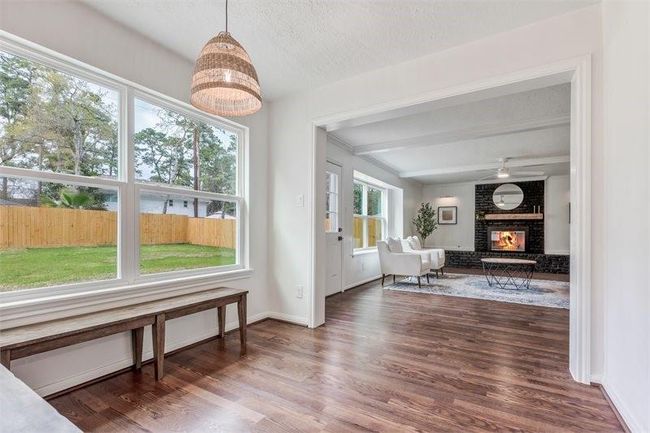 Breakfast nook | Image 16