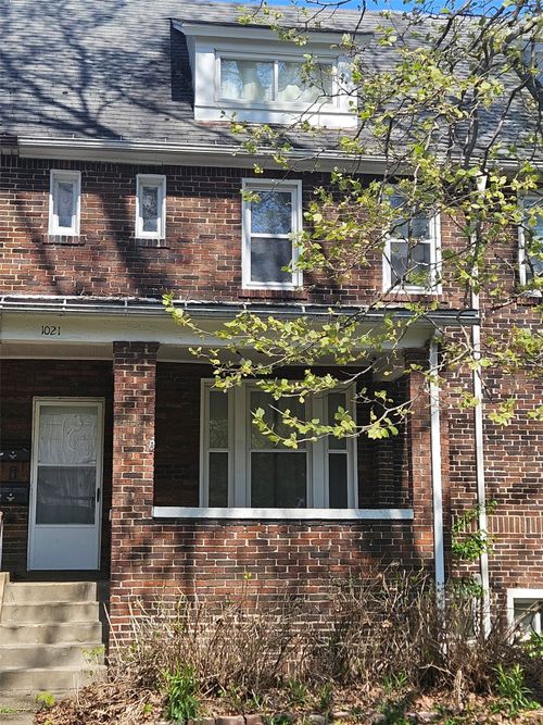 1021 Rumsey Ave, Erie, PA, 16511-2716 | Card Image