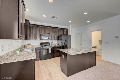 7760 Petite Pillar Ct, Las Vegas, NV, 89149-0419 | Card Image