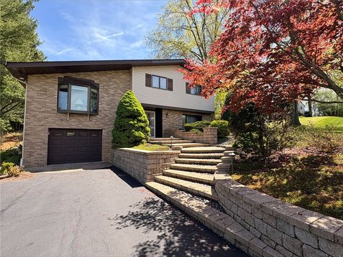 5122 Leroy Dr, Gibsonia, PA, 15044-8101 | Card Image