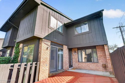 37317 Clubhouse Drive, Sterling Heights, MI, 48312 | Card Image